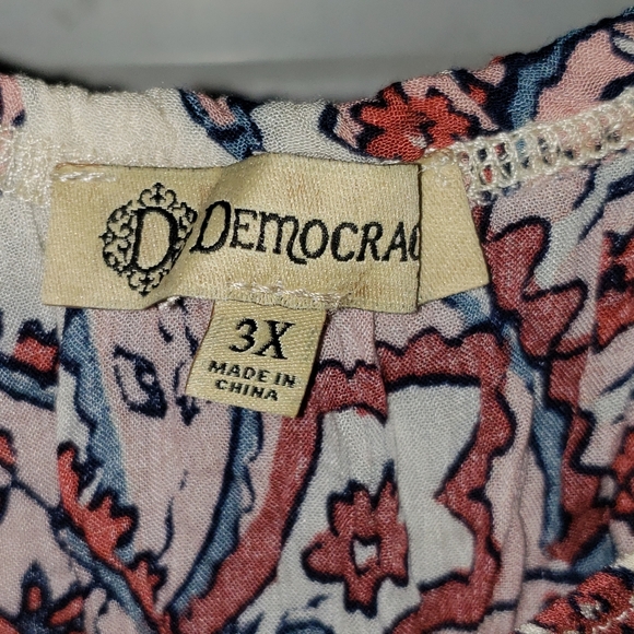 3X Plus Size Democracy Women's Paisely Print blouse shirt top - Picture 7 of 7